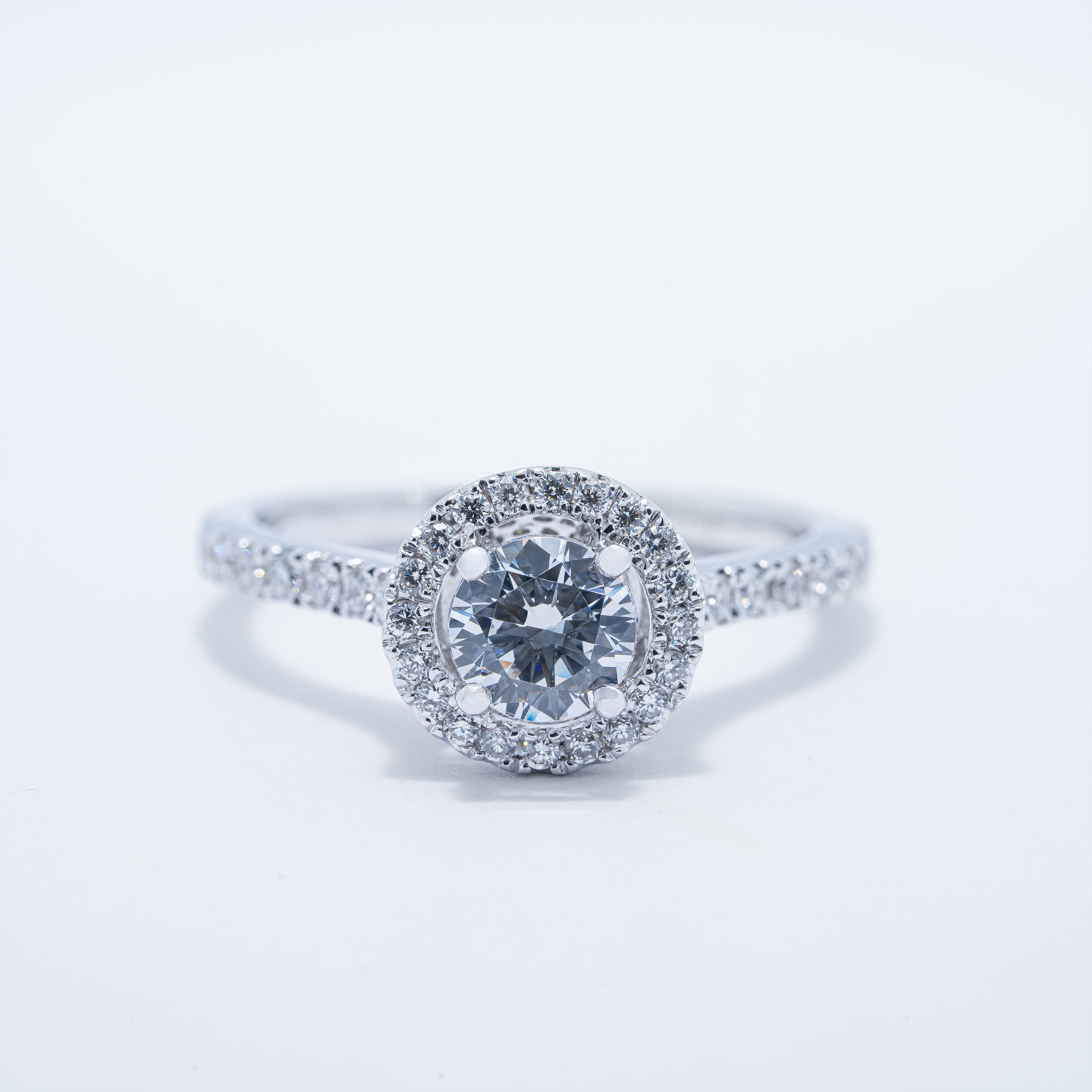 Vintage Halo Engagment Ring