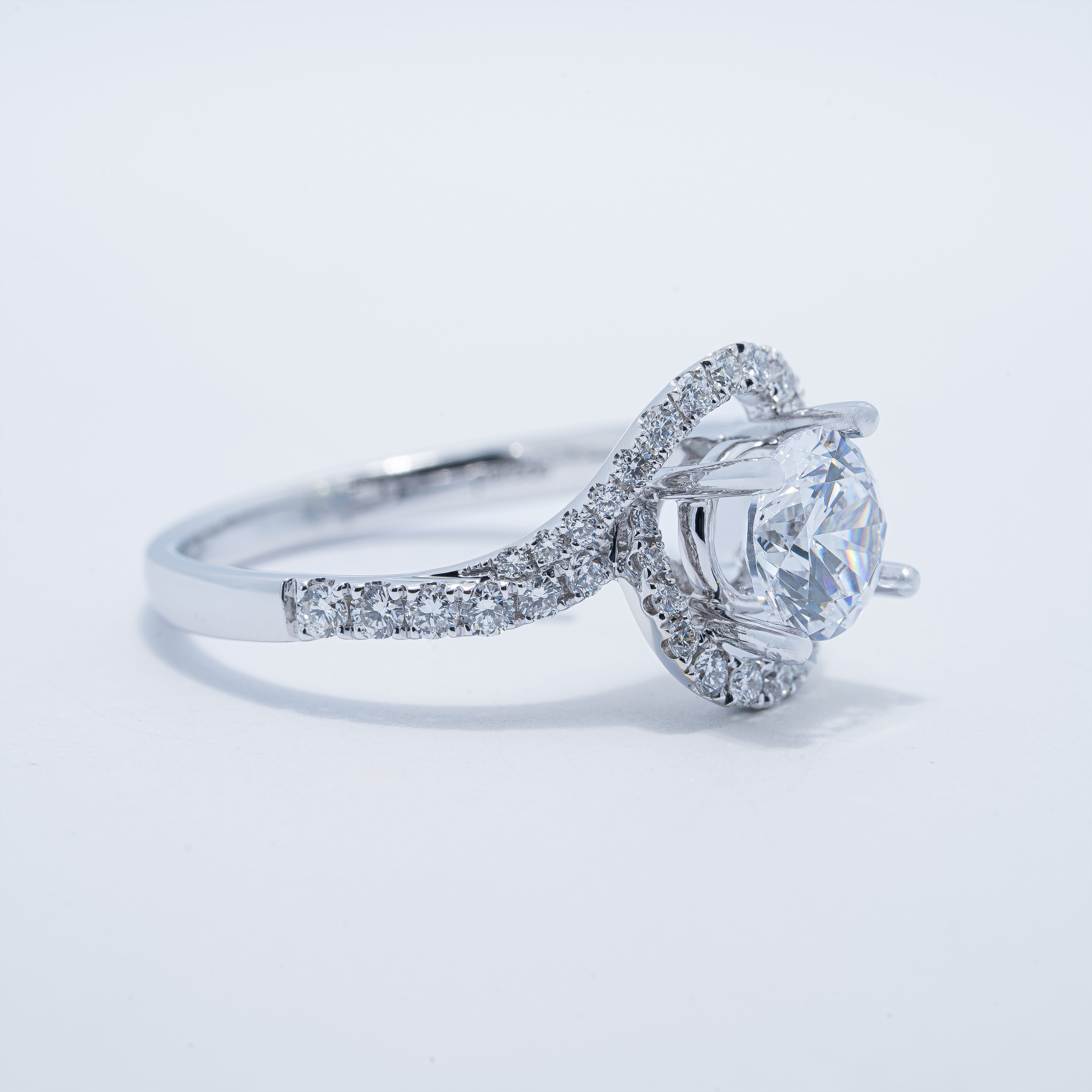 Vintage Halo Engagment Ring