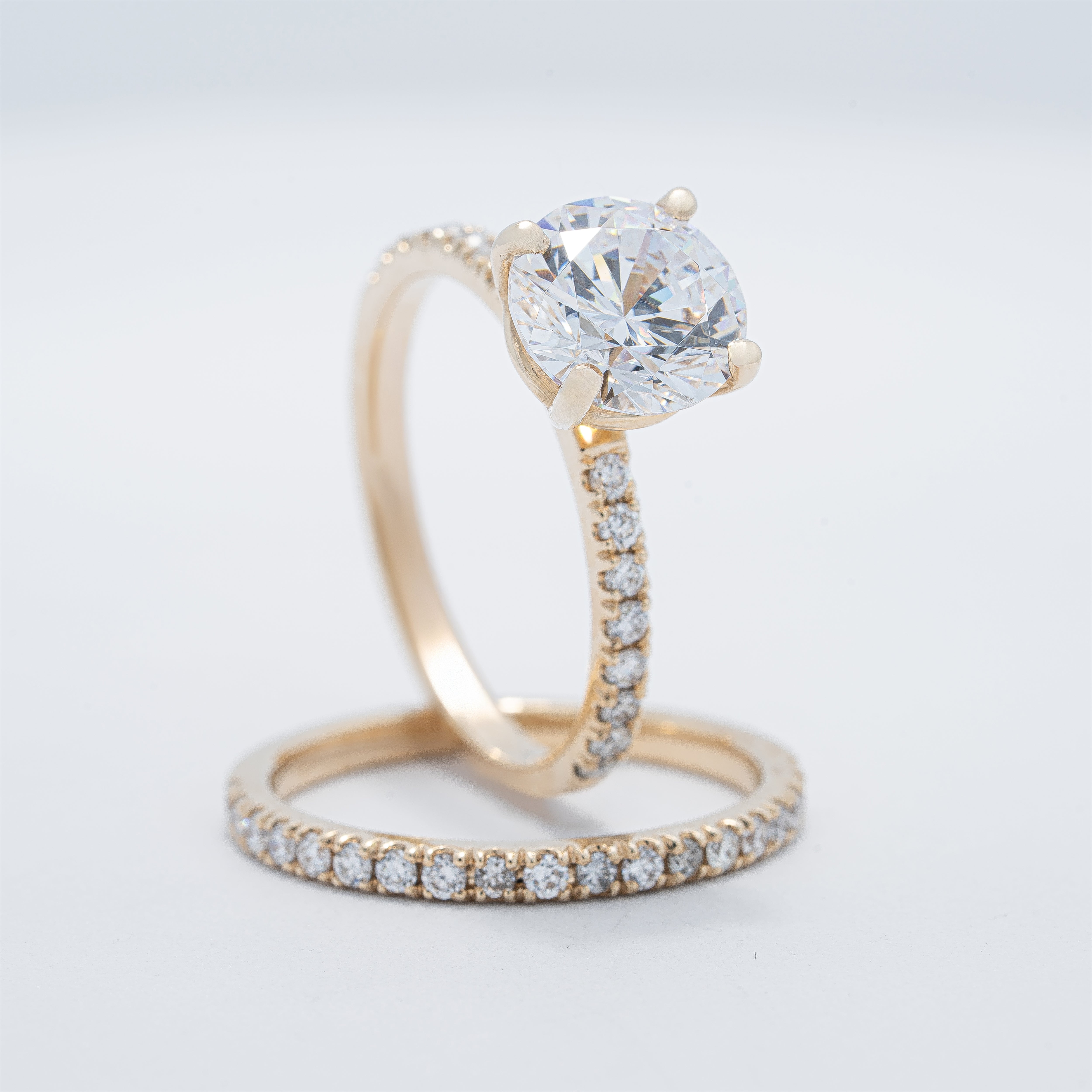Classic 14K Yellow Gold Diamond Wedding Set