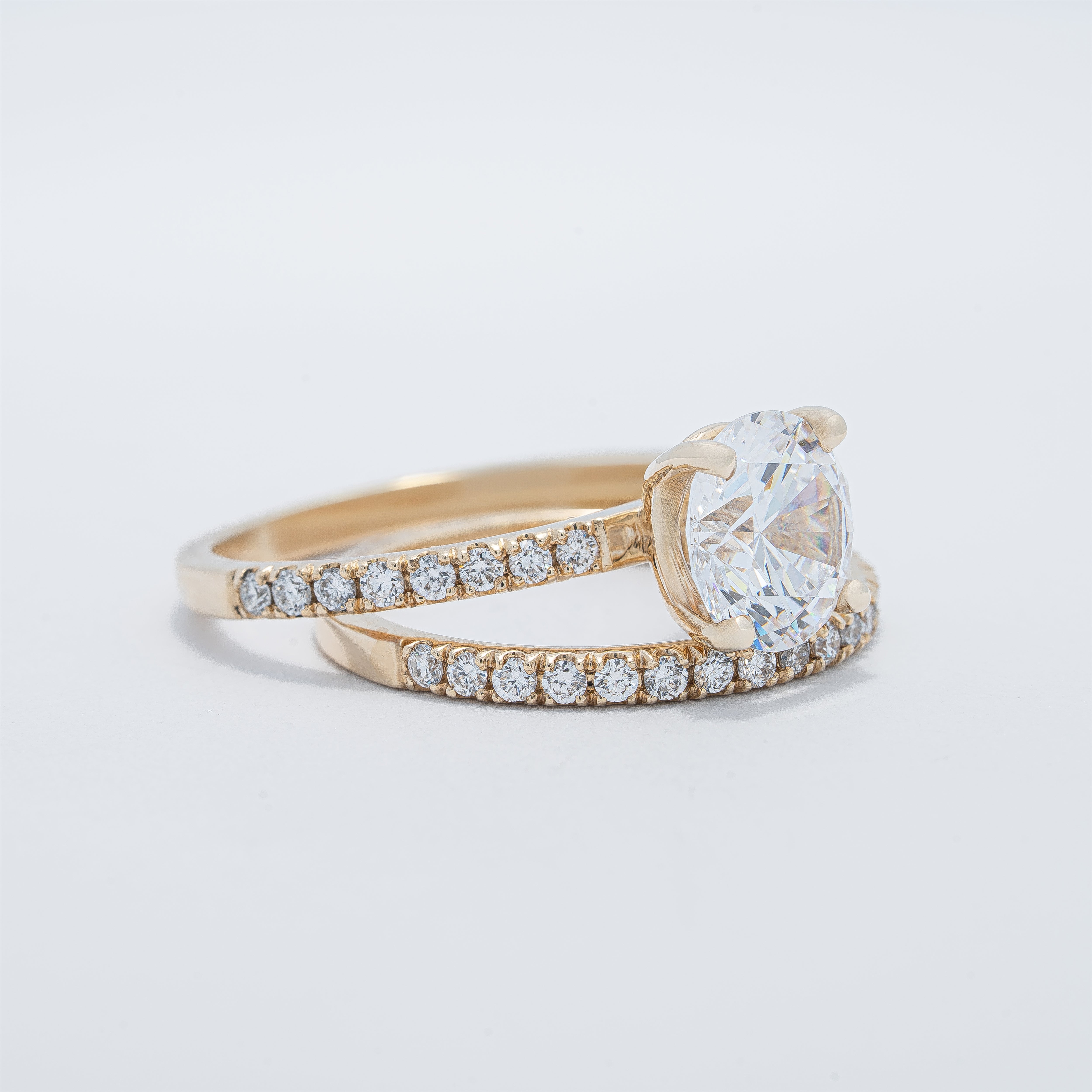 Classic 14K Yellow Gold Diamond Wedding Set