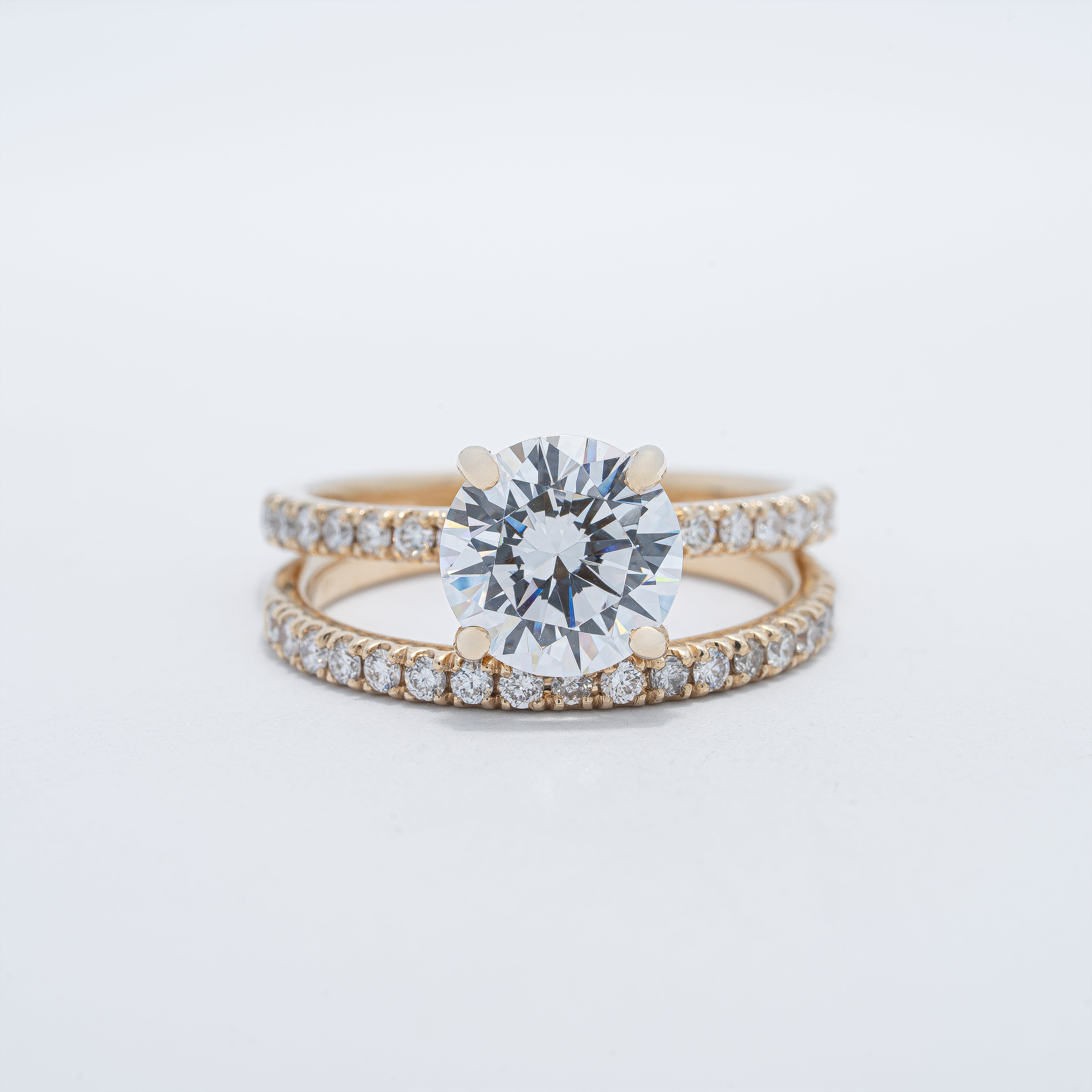Classic 14K Yellow Gold Diamond Wedding Set
