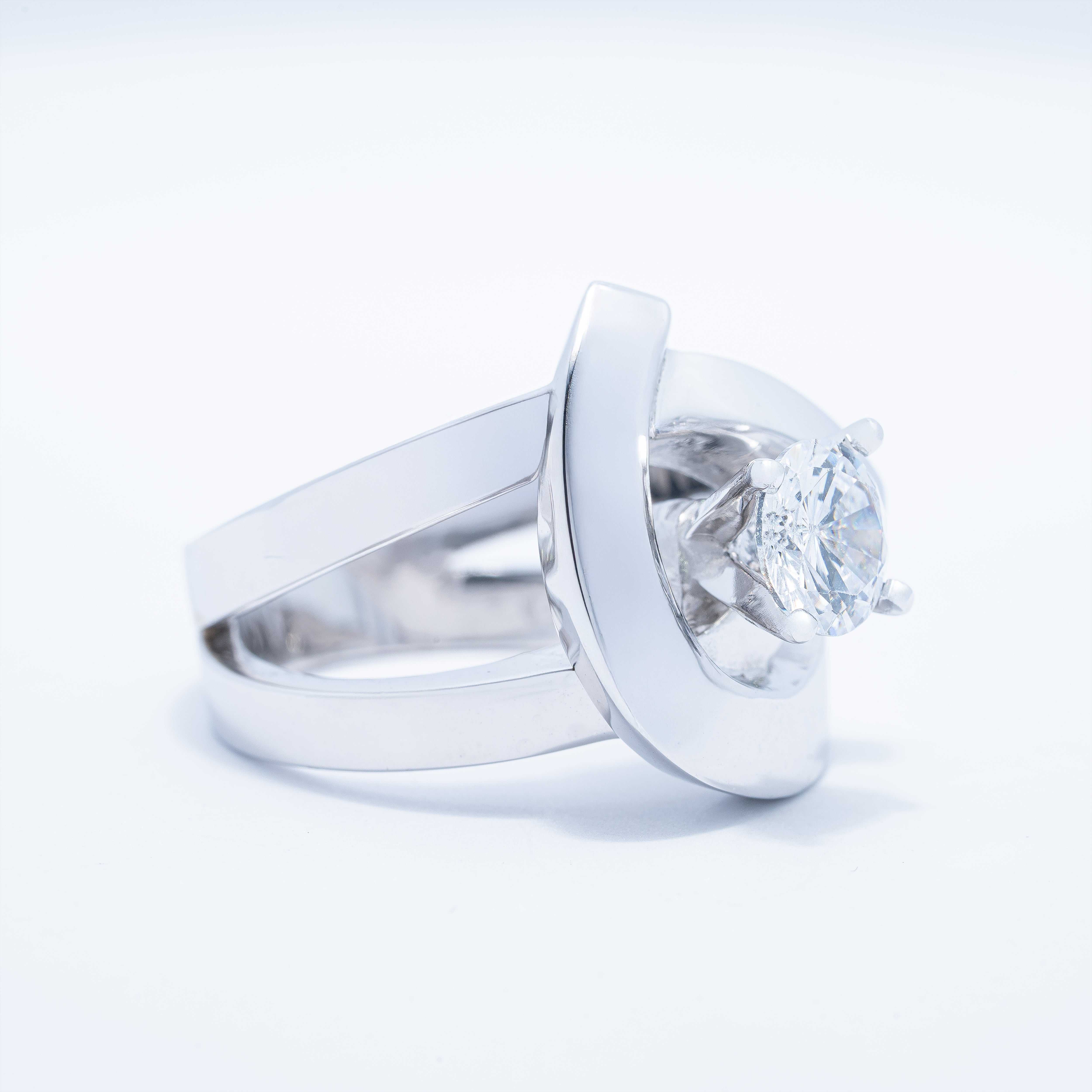 Modern Swirl Solitaire Engagement Ring