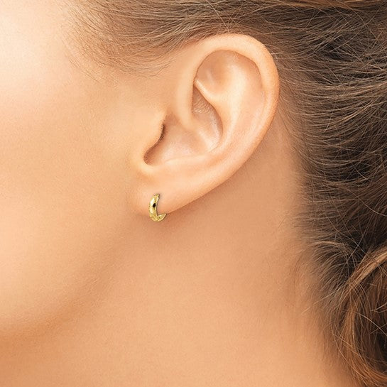 14 Karat Yellow Gold Diamond-Cut Hoop Earrings | Joe Kassab Jewelers