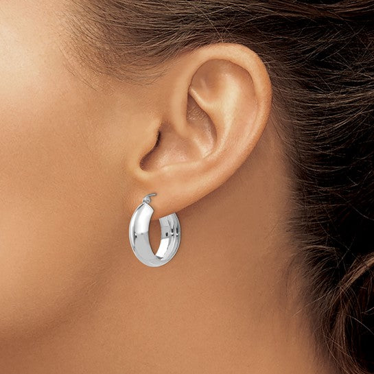 14 Karat White Gold 7mm Hoop Earrings | Joe Kassab Jewelers