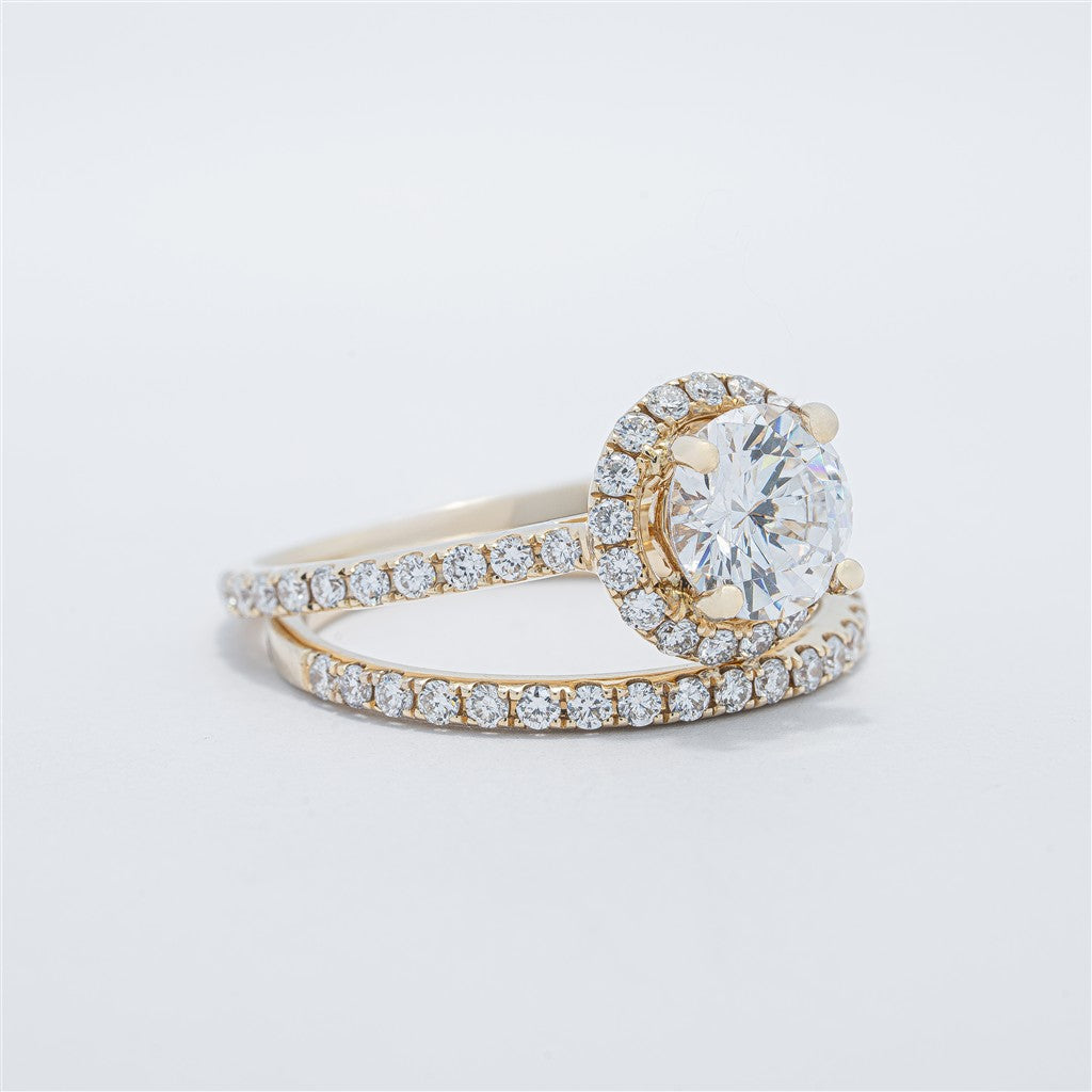 Classic Halo Wedding Set