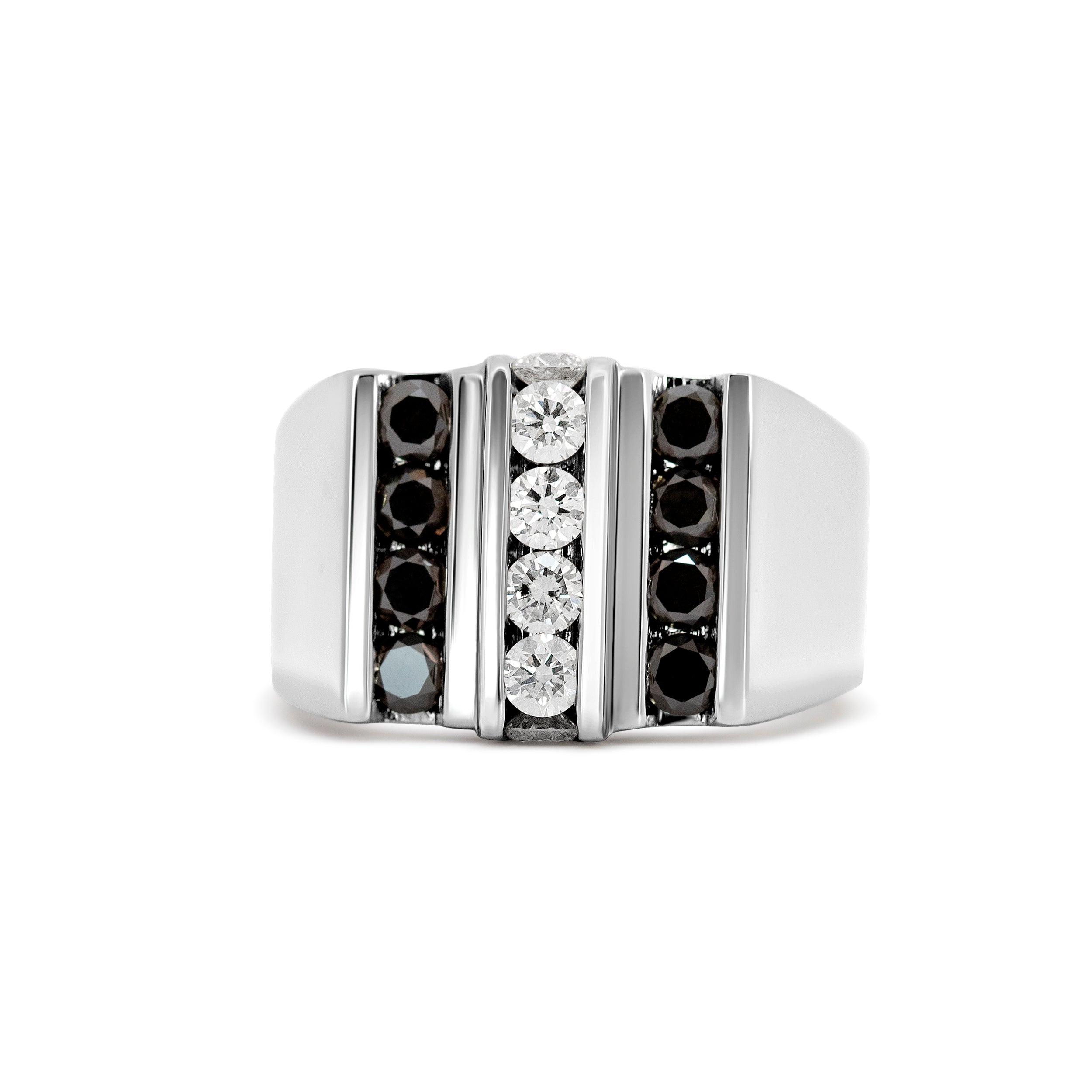 14 Karat White Gold Black & White Diamond Men's Ring