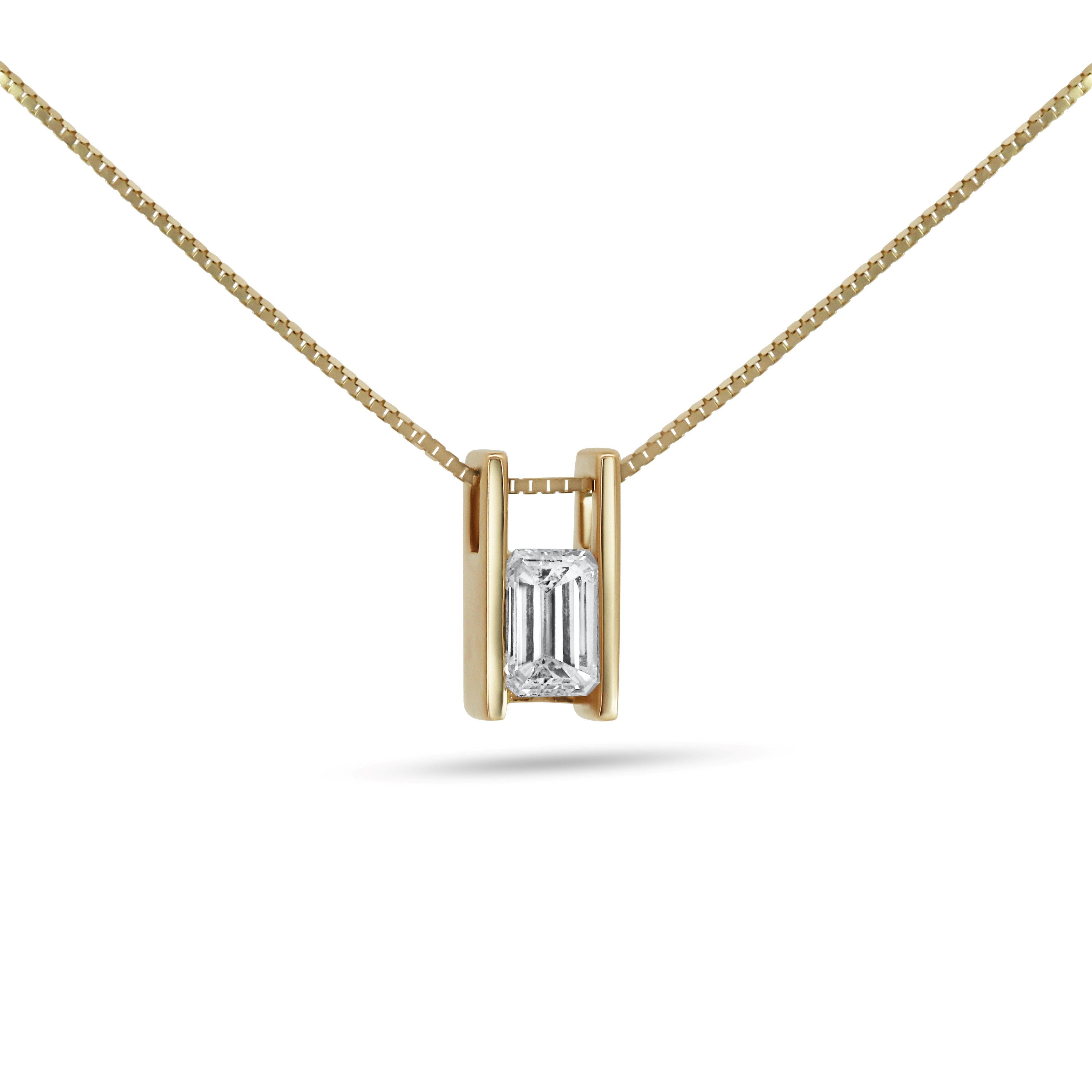 Solitaire Diamond Pendant