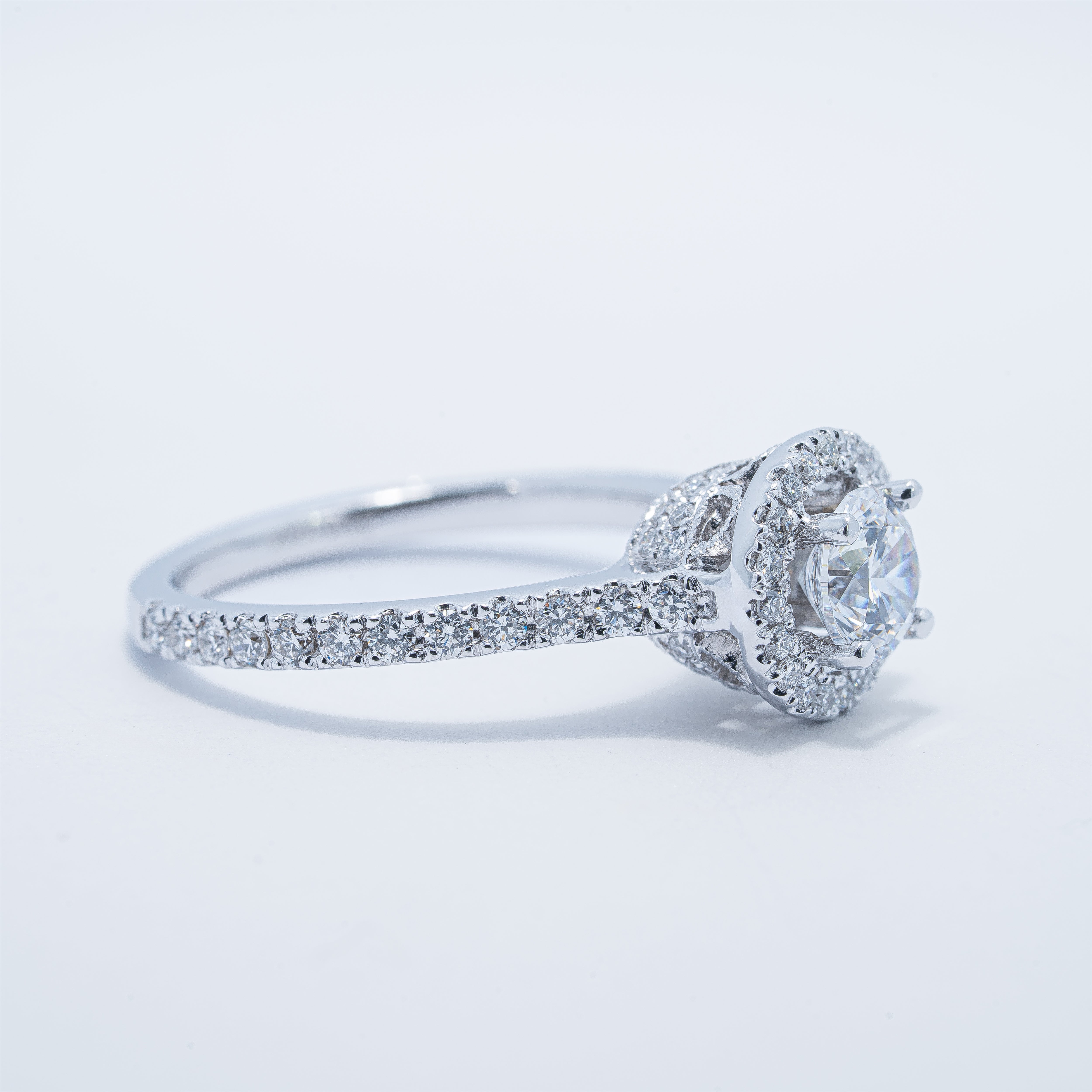 Vintage Halo Engagment Ring