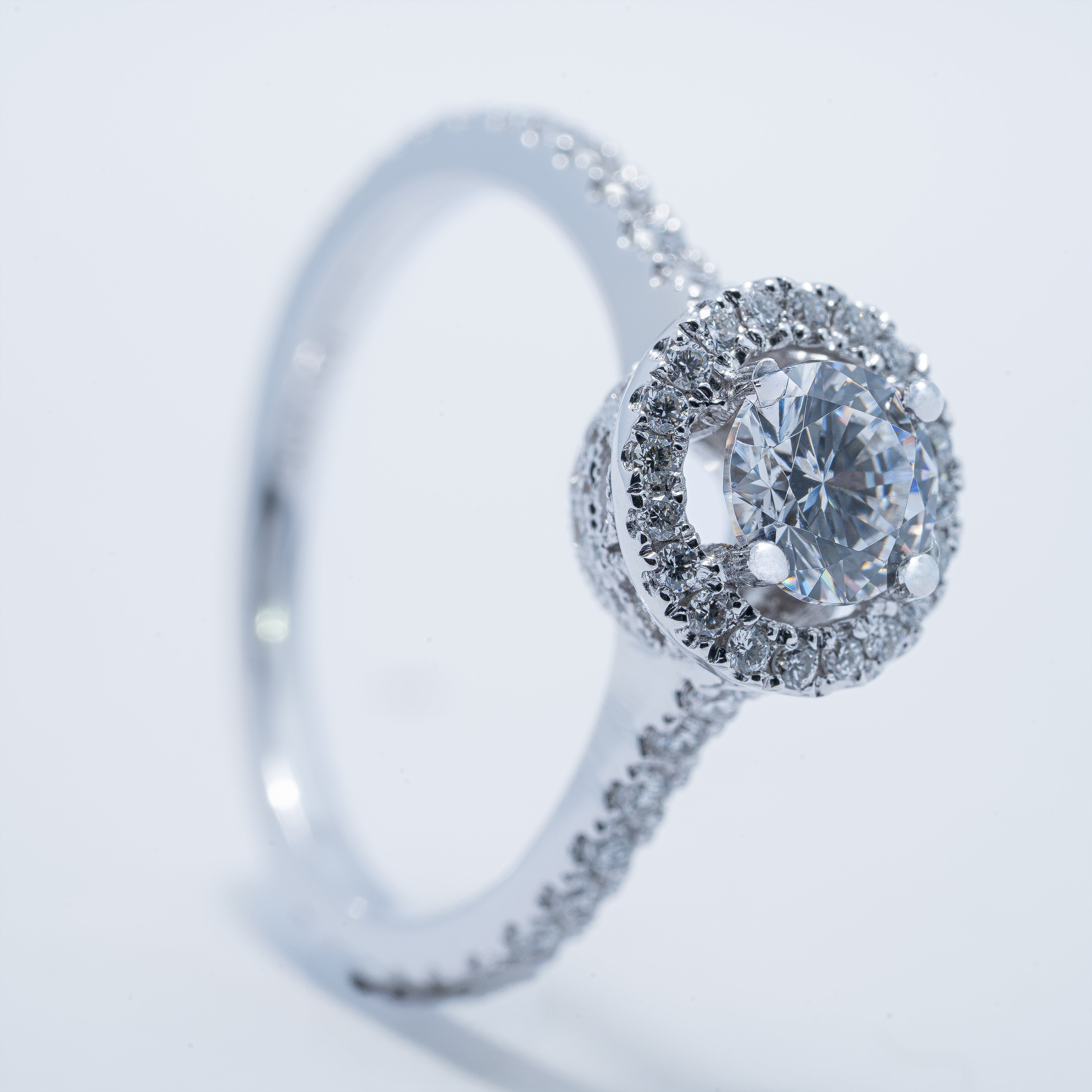 Vintage Halo Engagment Ring