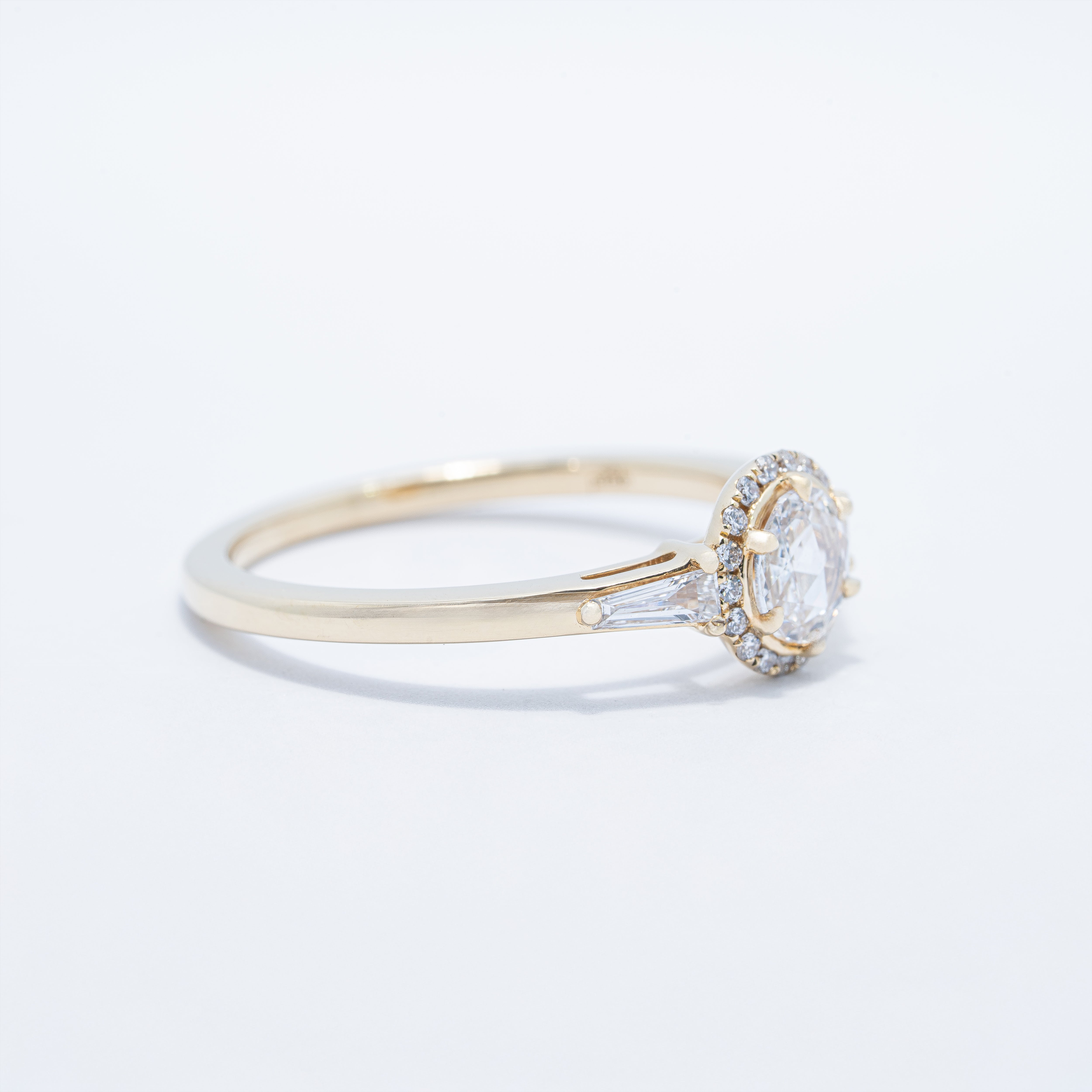 Lumiere Bridal Engagment Ring