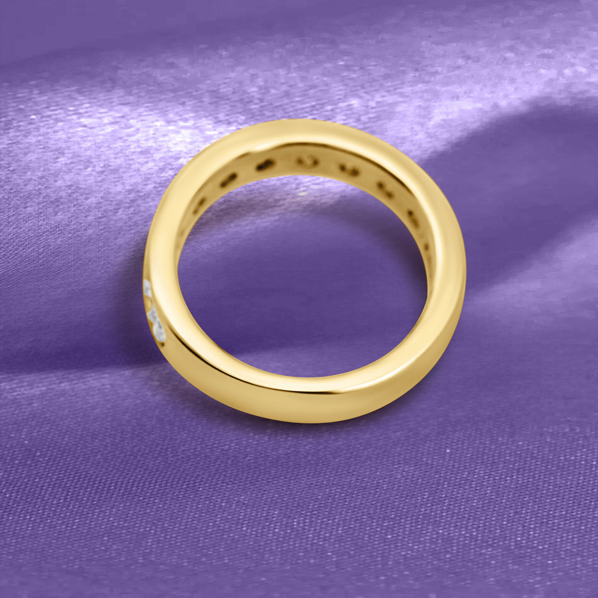 14K Yellow Gold Channel-Set Diamond Wedding Band | 1.00 CTW