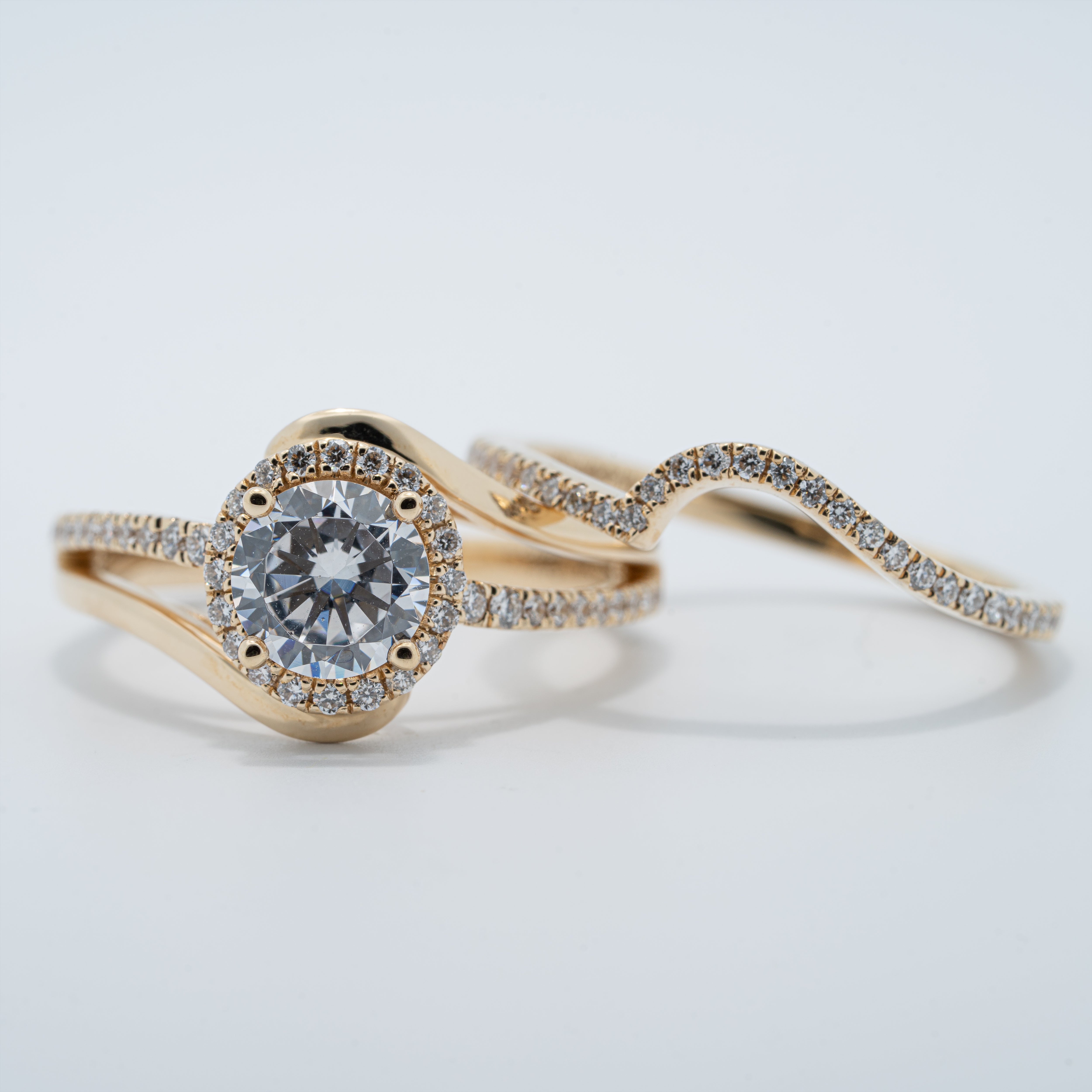 Vintage Halo Wedding Set
