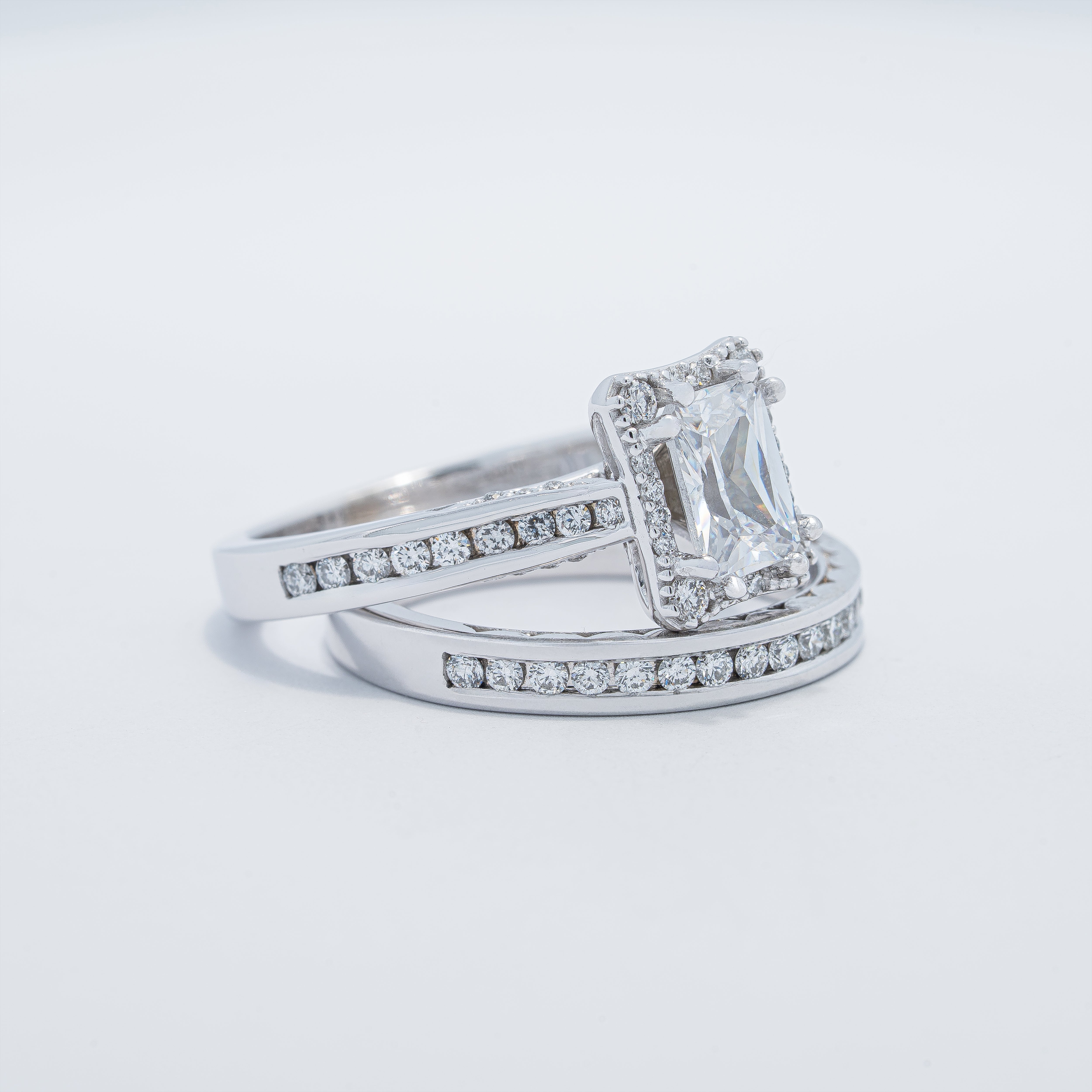 Vintage Halo Wedding Set