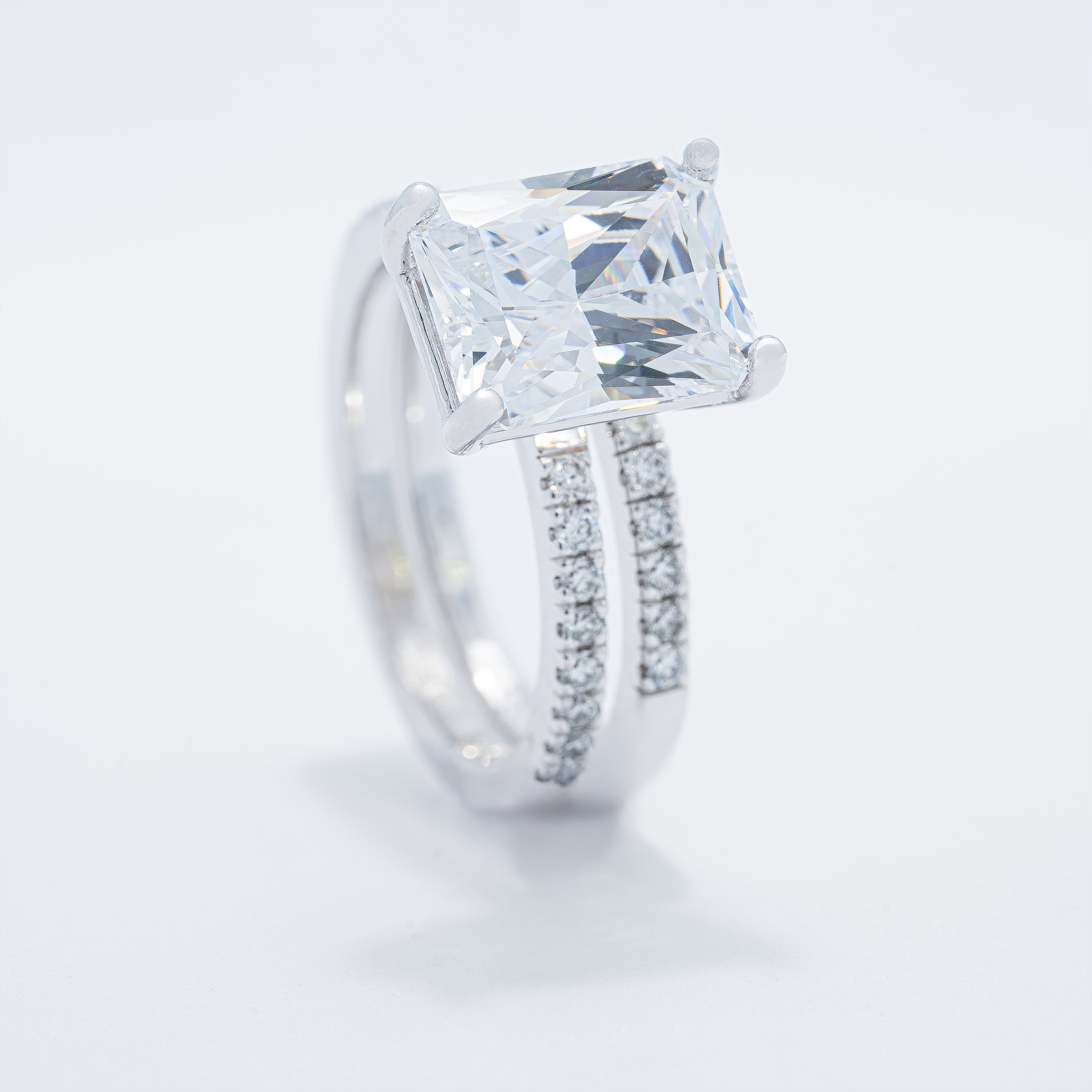 Classic 14K White Gold Semi-Mount Wedding Set