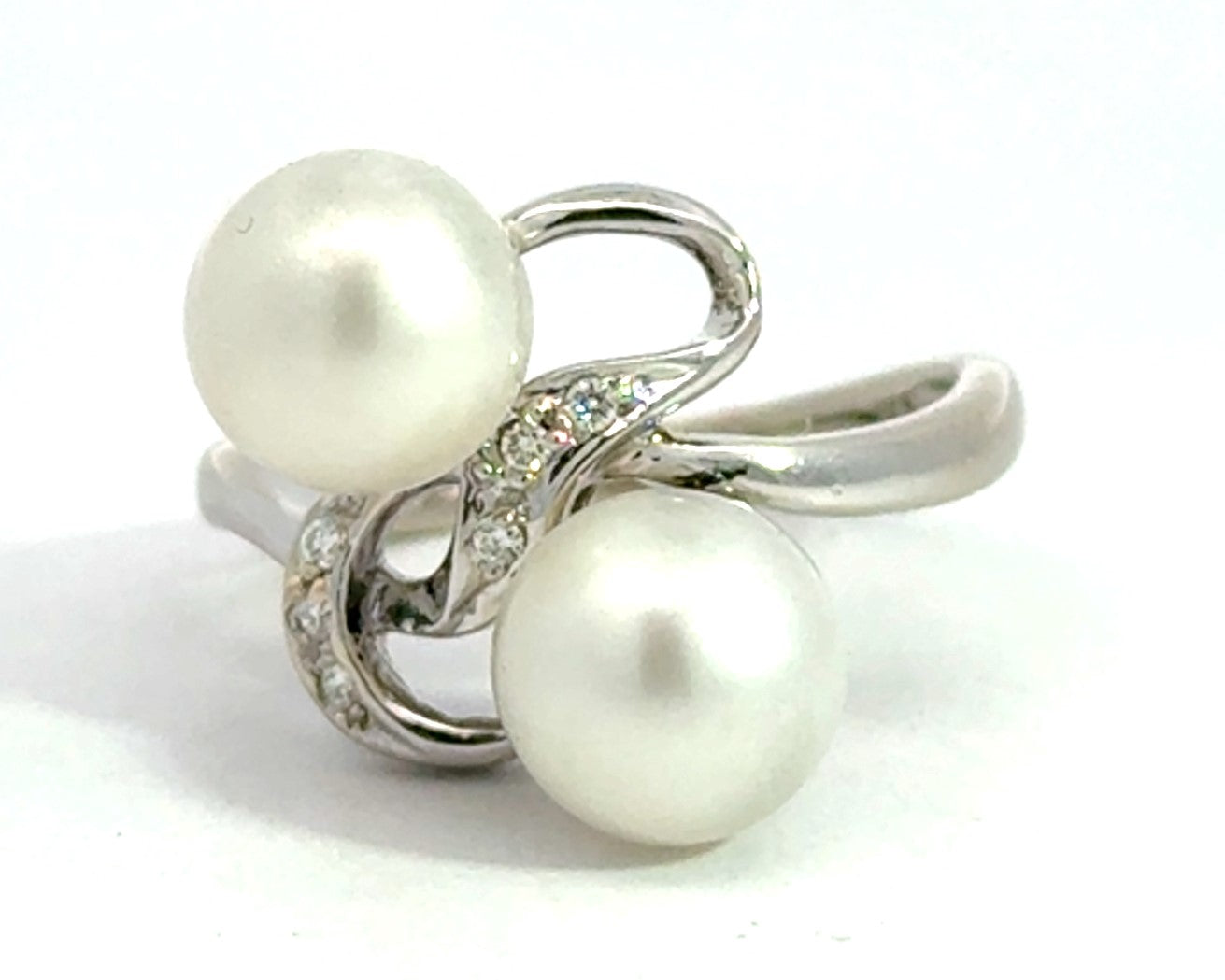 Pearl Ring