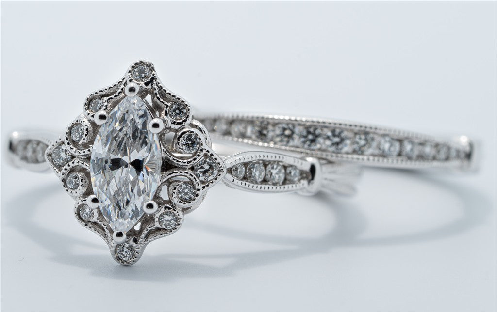 Vintage Cathedral Wedding Set