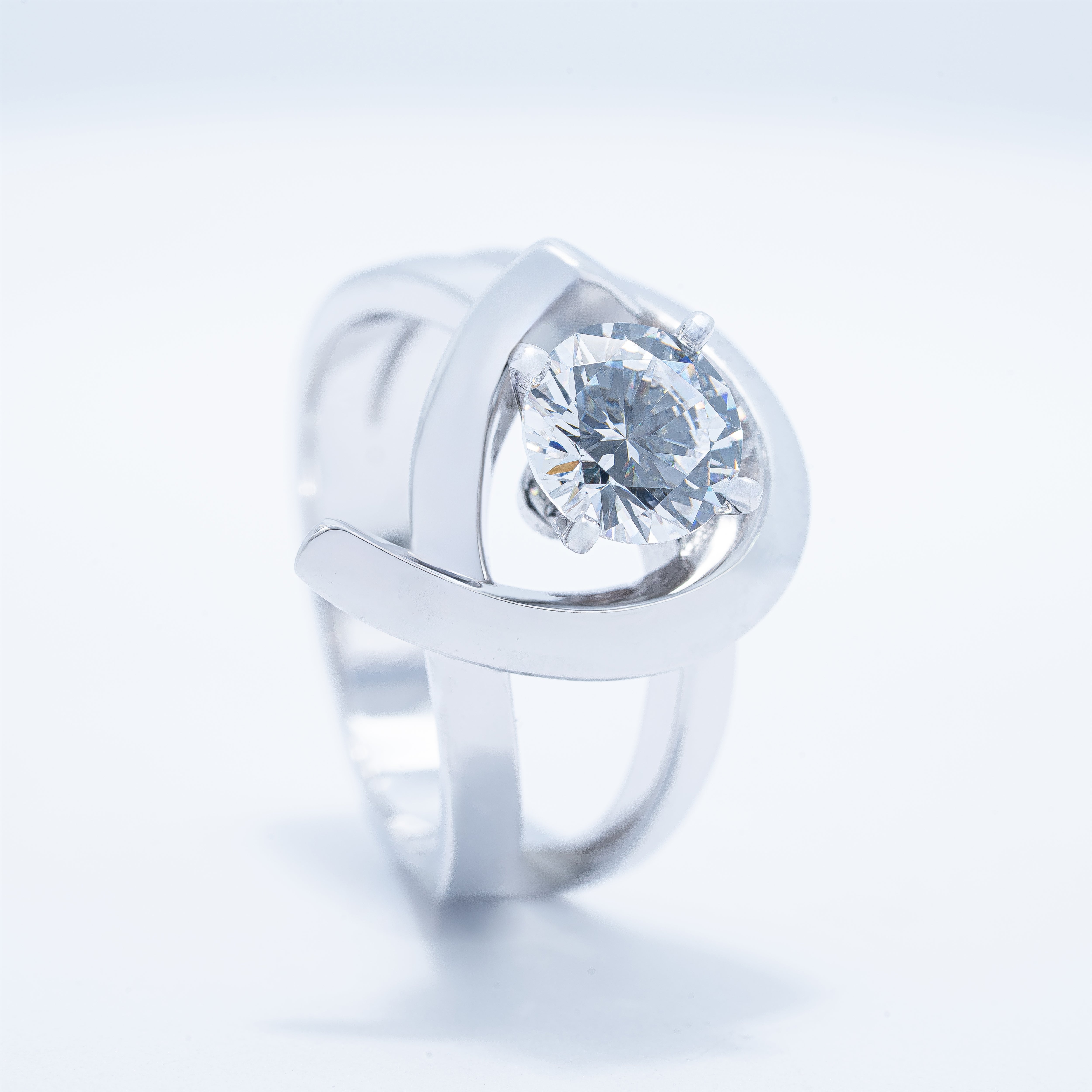 Modern Swirl Solitaire Engagement Ring