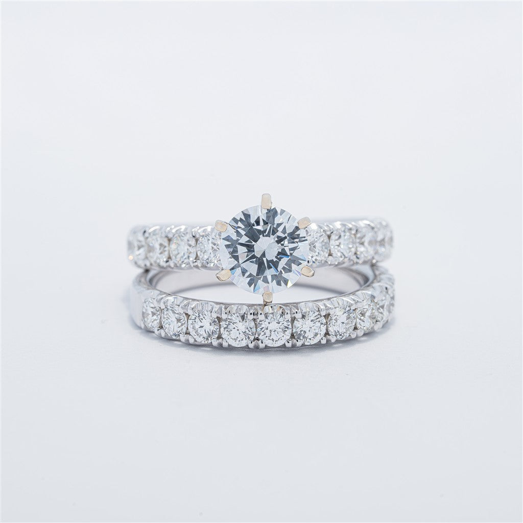Classic Diamond Wedding set